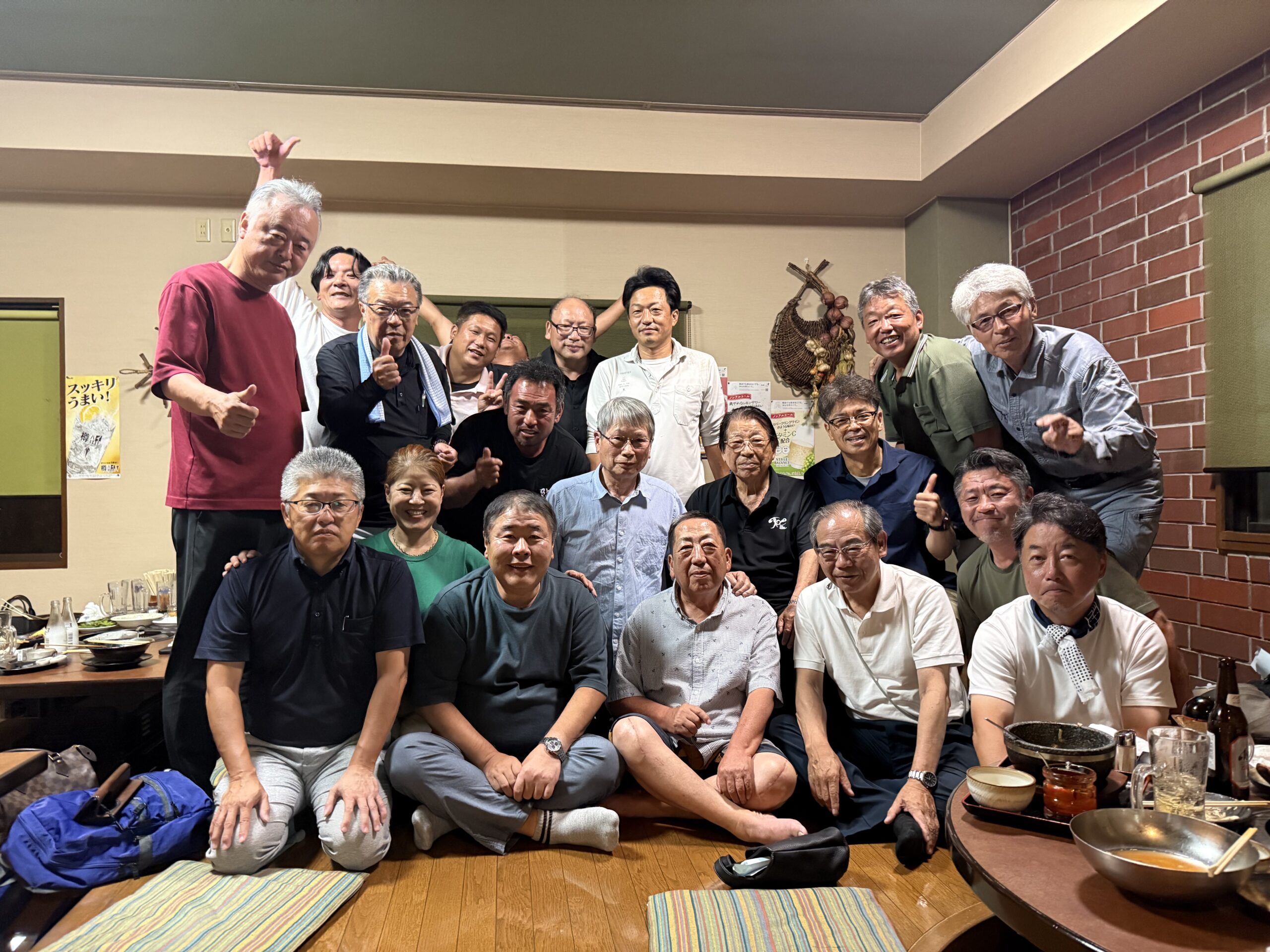あわら三国ライオンズクラブの会員交流の様子